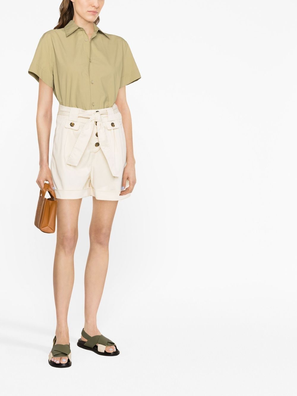 Woolrich Shorts White - VivaceVenus