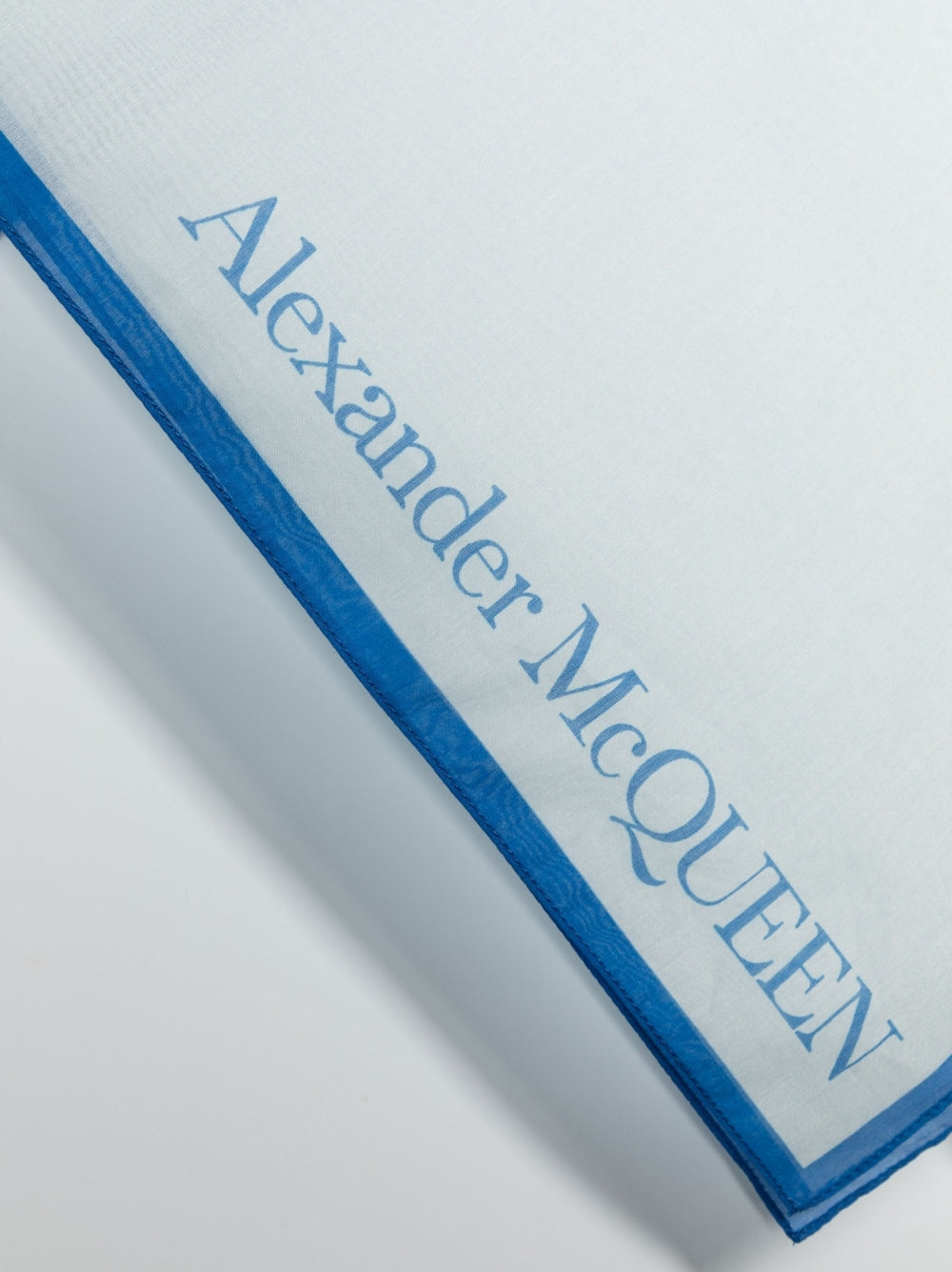 Alexander McQueen Scarfs White - VivaceVenus