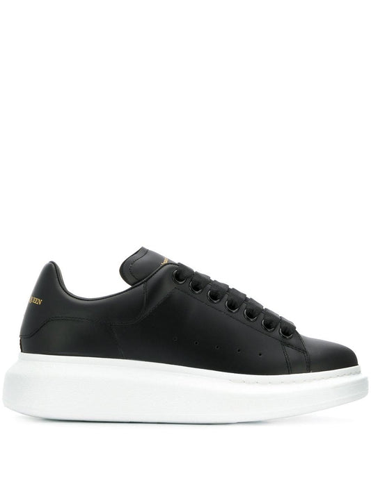 Alexander McQueen Sneakers Black - VivaceVenus