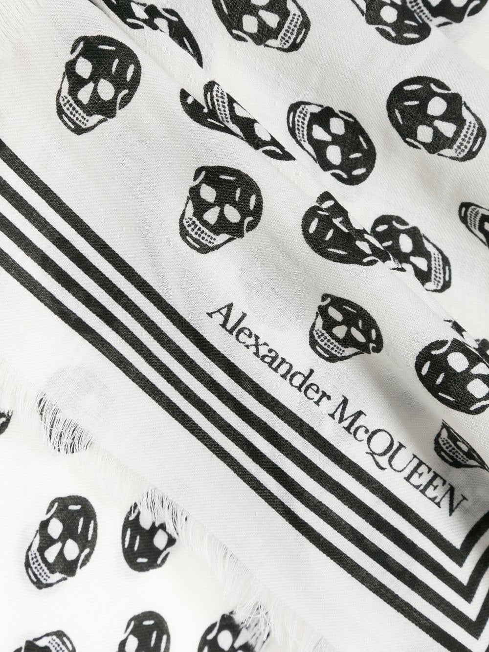 Alexander McQueen Scarfs White - VivaceVenus