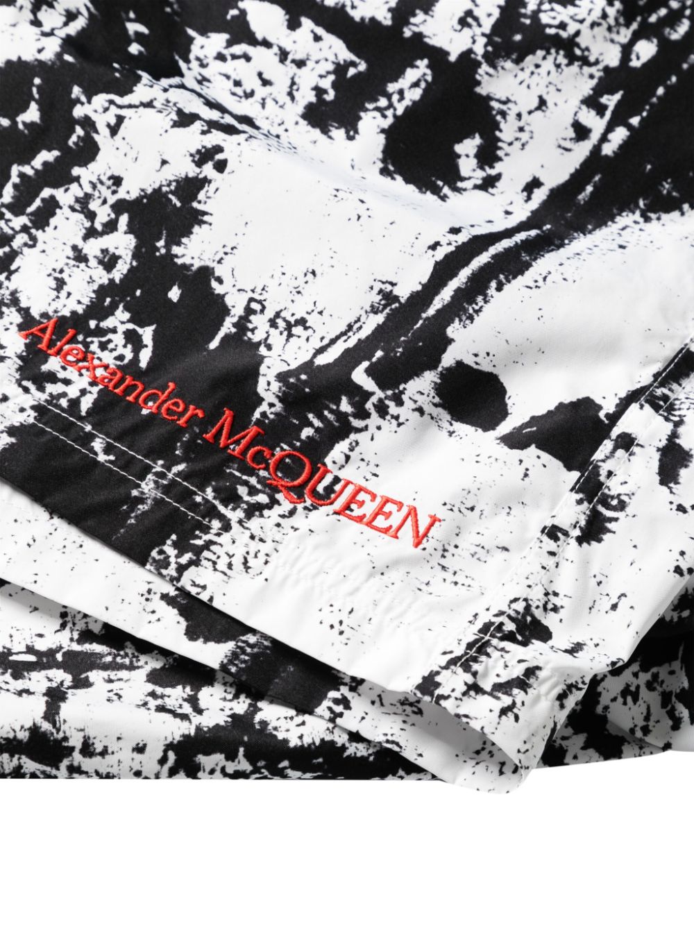 Alexander McQueen Sea clothing White - VivaceVenus