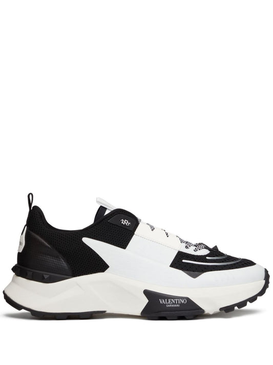 Valentino Garavani Sneakers Black - VivaceVenus