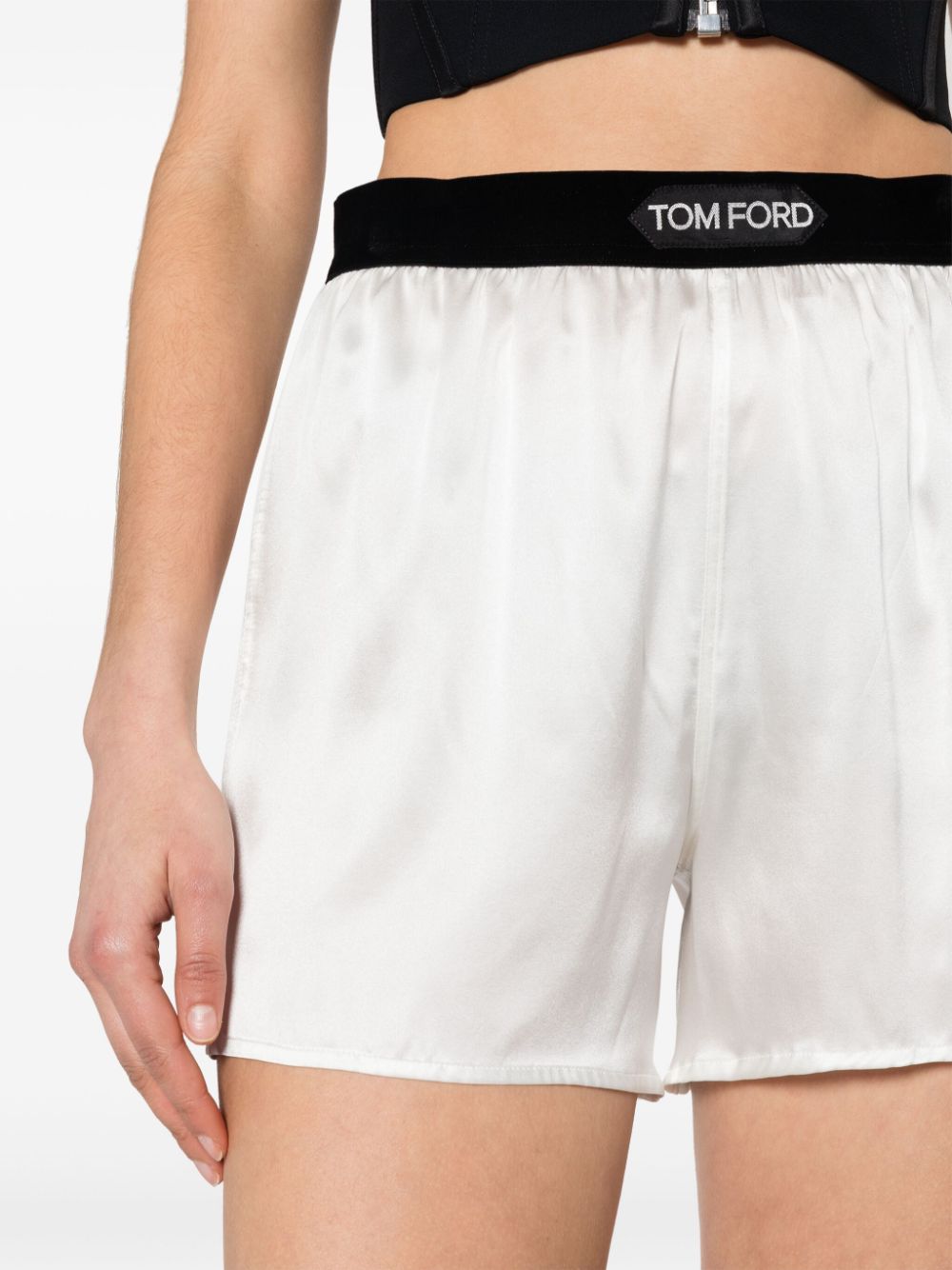 Tom Ford Shorts White - VivaceVenus