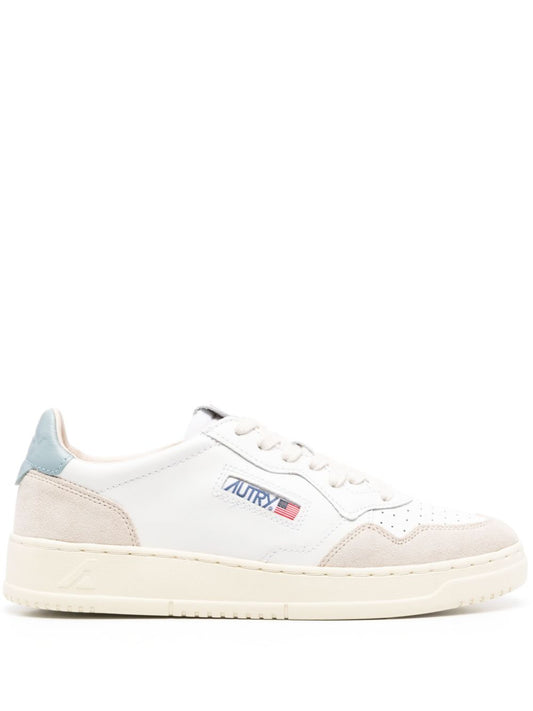 AUTRY Sneakers Clear Blue - VivaceVenus