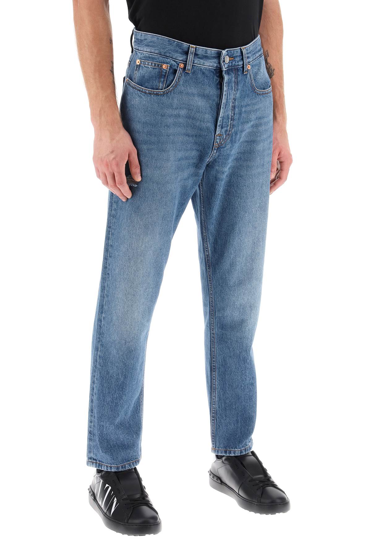 Valentino Garavani tapered jeans with medium wash - VivaceVenus