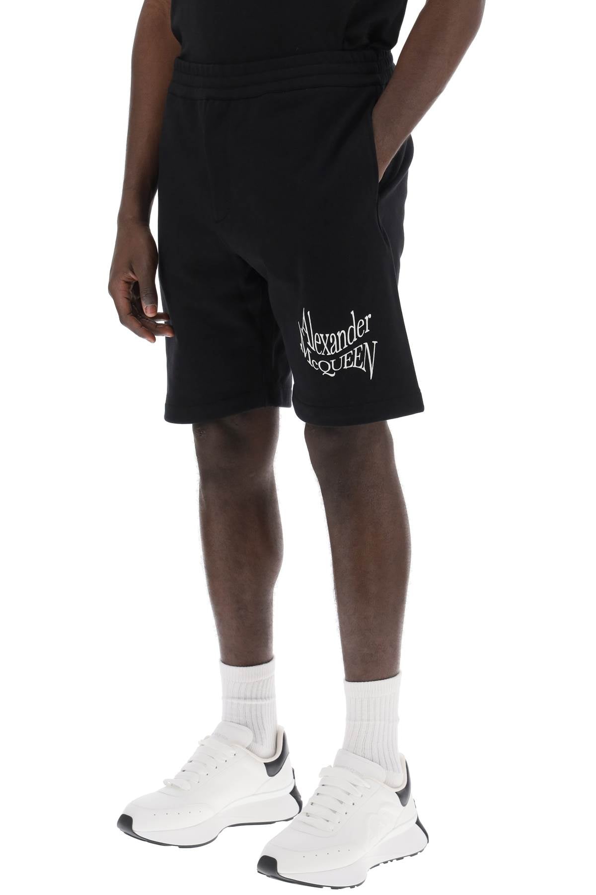 Alexander Mcqueen warped logo sweat shorts - VivaceVenus