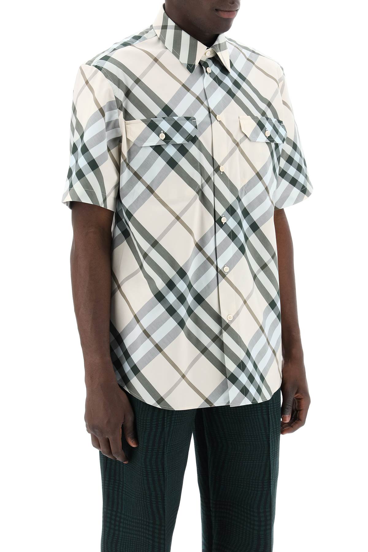 Burberry short-sleeved checkered shirt