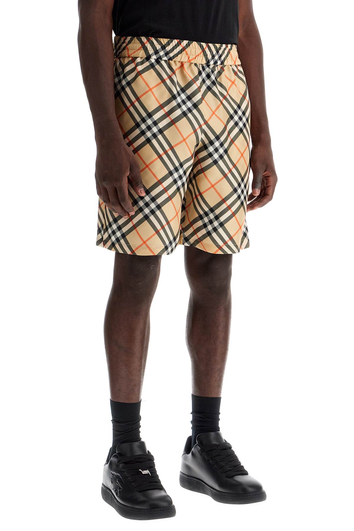 Burberry check silk shorts - VivaceVenus