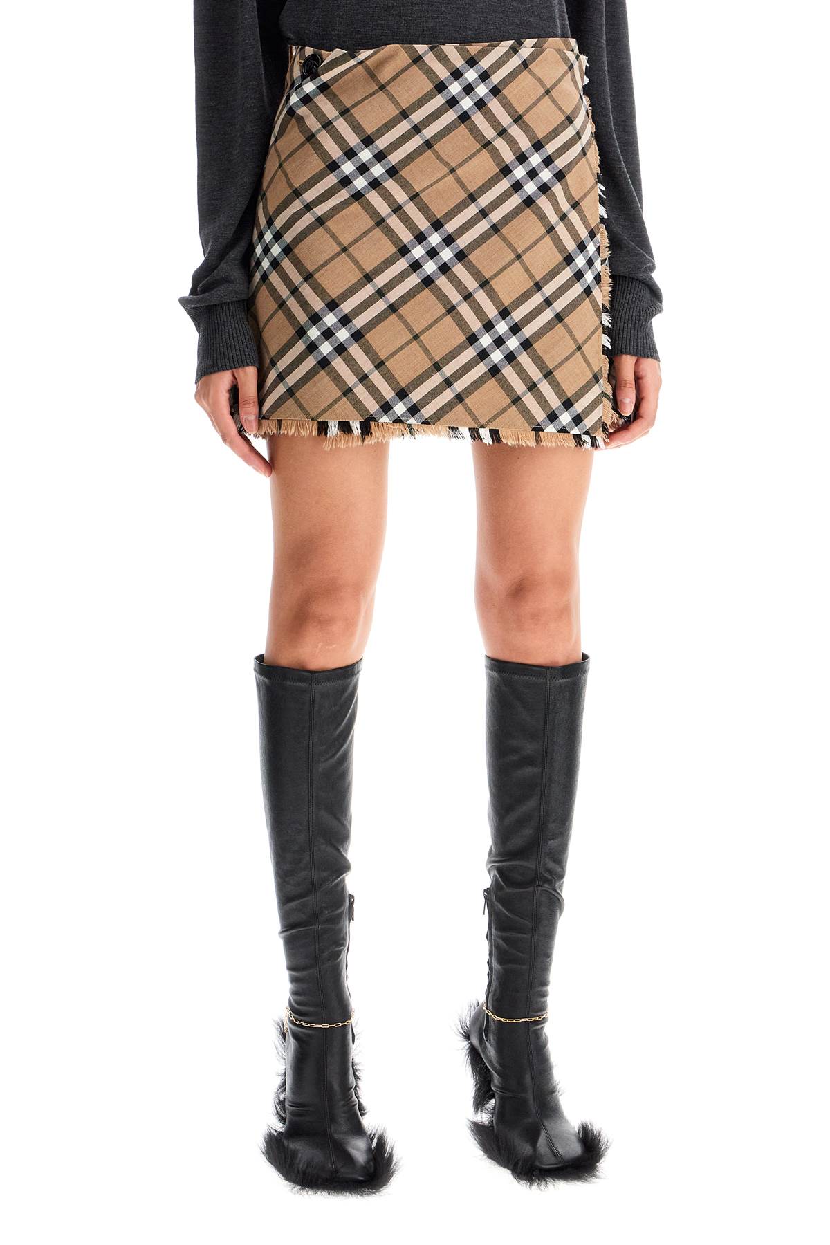 burberry check skirt with - VivaceVenus